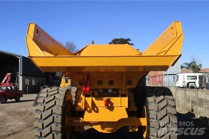 Bell B30E Dumpers articolati
