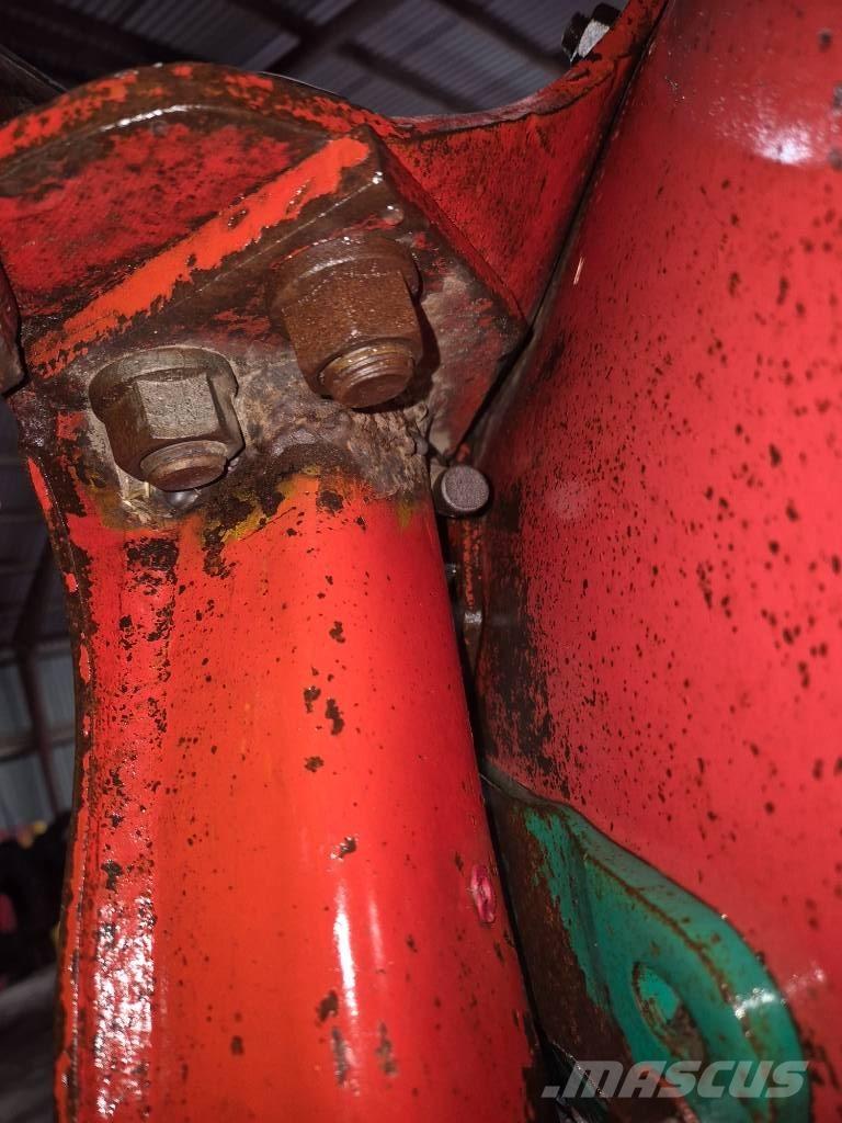 Kverneland EG85 Aratri reversibili