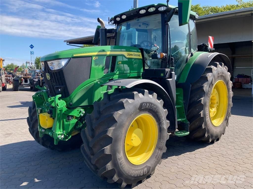 John Deere 6R215 Trattori