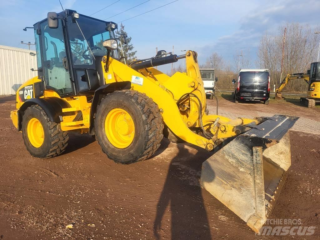 CAT 908 H Pale gommate