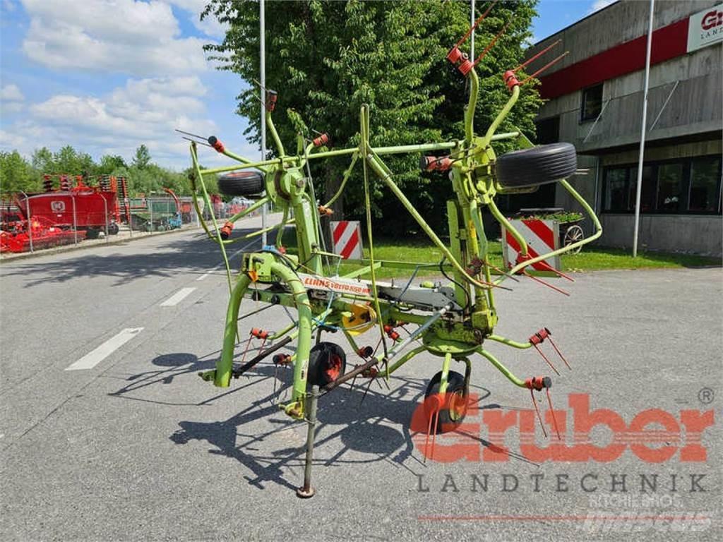 CLAAS Volto 550 HR Ranghinatori