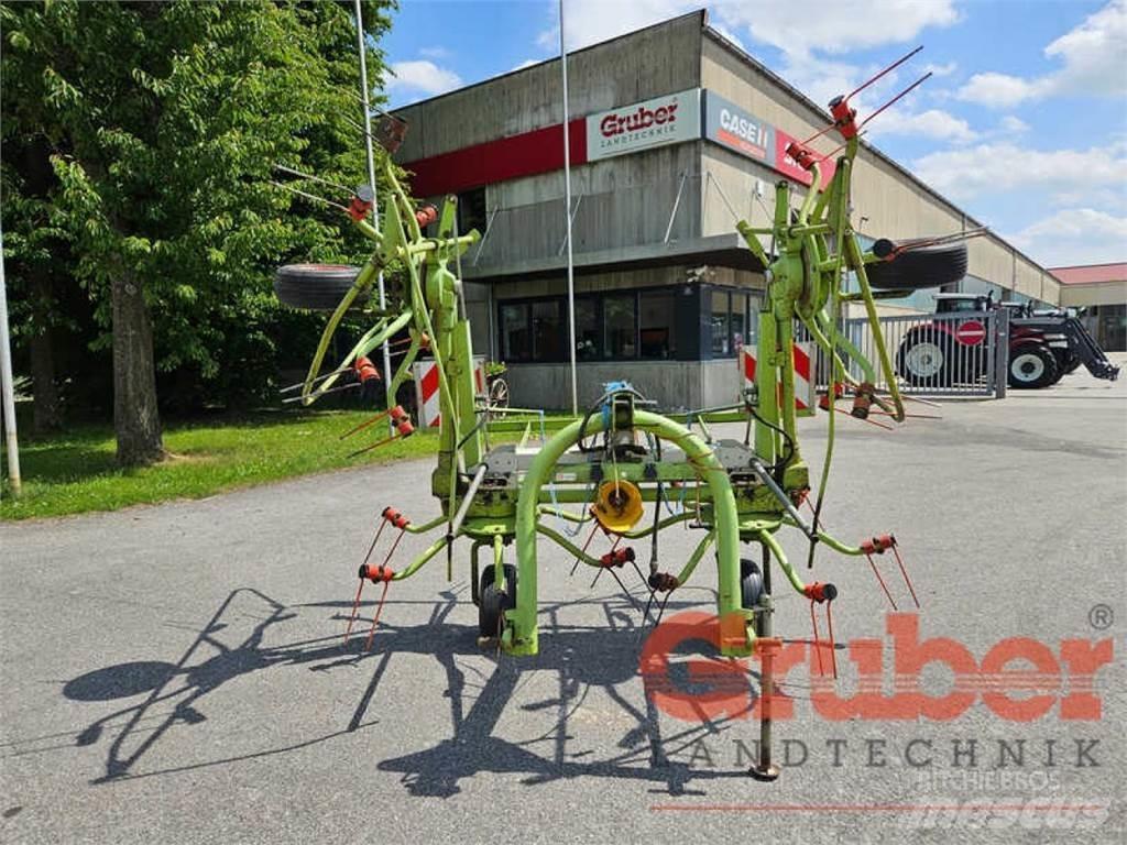 CLAAS Volto 550 HR Ranghinatori