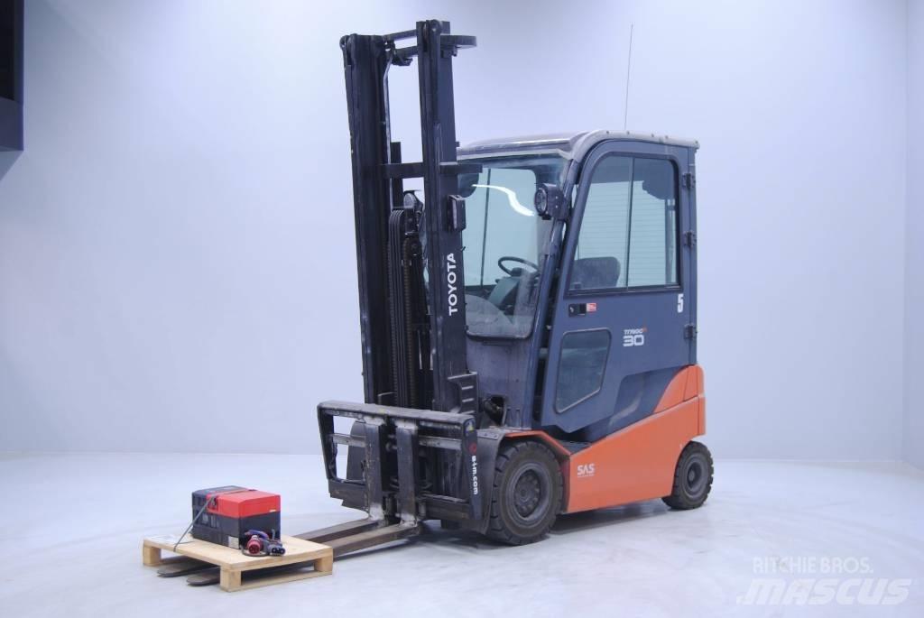 Toyota 8FBMKT30 Carrelli elevatori elettrici