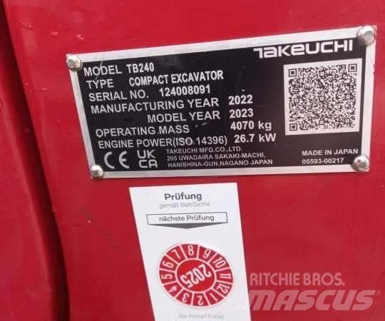 Takeuchi TB 240 DPF Miniescavatori