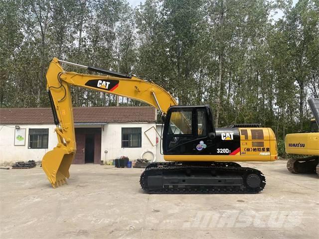 CAT 320D2 Escavatori cingolati