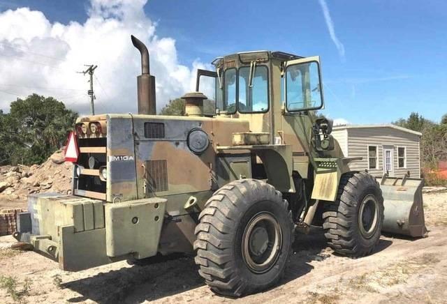 International M10 Pale gommate