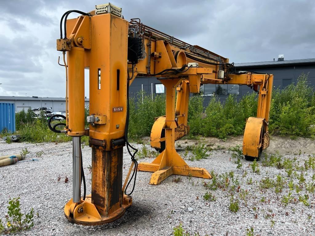 Sisu FC-45 HB Movimentatori per container