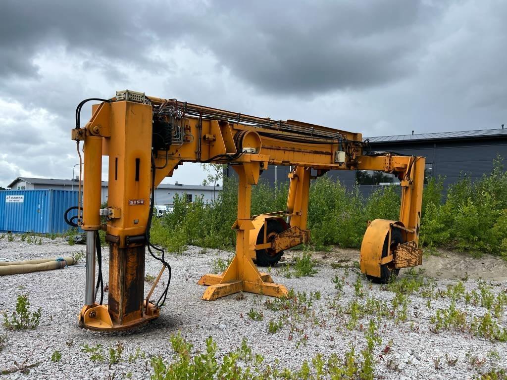 Sisu FC-45 HB Movimentatori per container