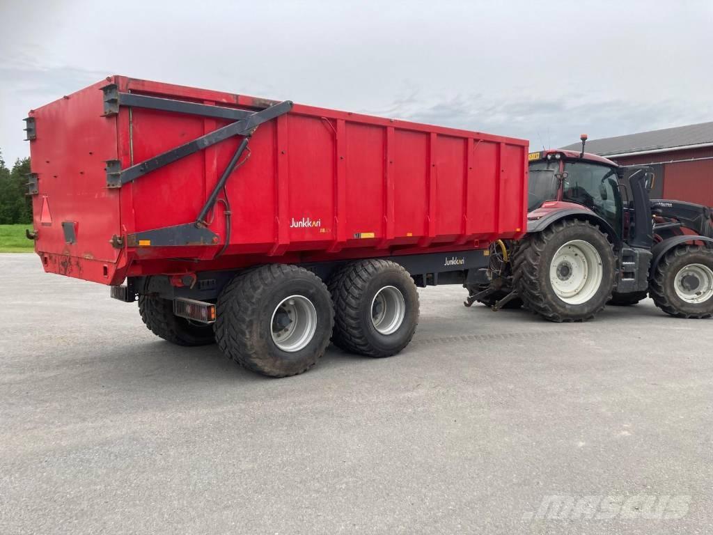 Junkkari J 18 Rimorchi ribaltabili