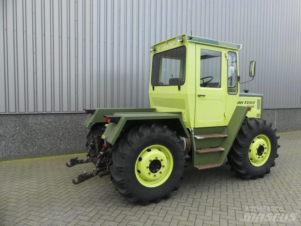 Mercedes-Benz 800 Trattori