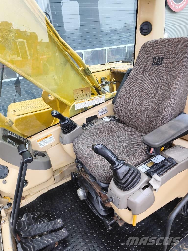 CAT 325 B L Escavatori cingolati