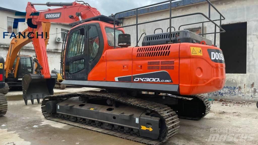 Doosan DX 300 LC Escavatori medi 7t - 12t