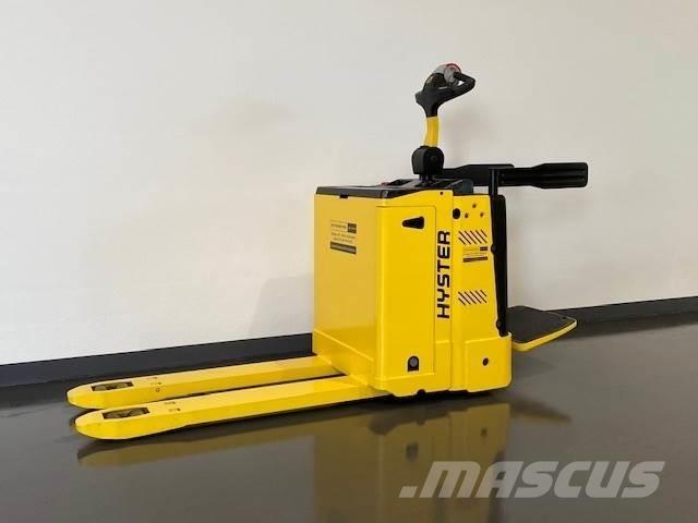 Hyster P2.0S FBW Transpallet uomo a terra