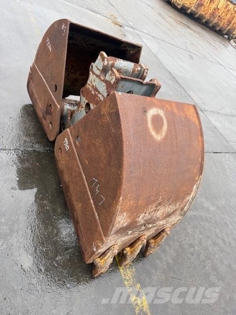 Liebherr 600 mm Pinze