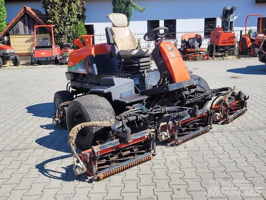 Jacobsen 305 Falciatrici trainate