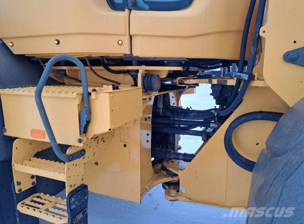 Volvo L 110 Pale gommate