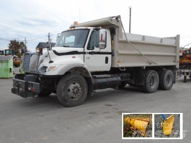 International 7500 Camion ribaltabili