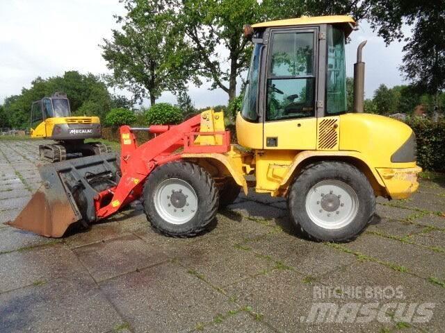 Volvo L30 Pale gommate