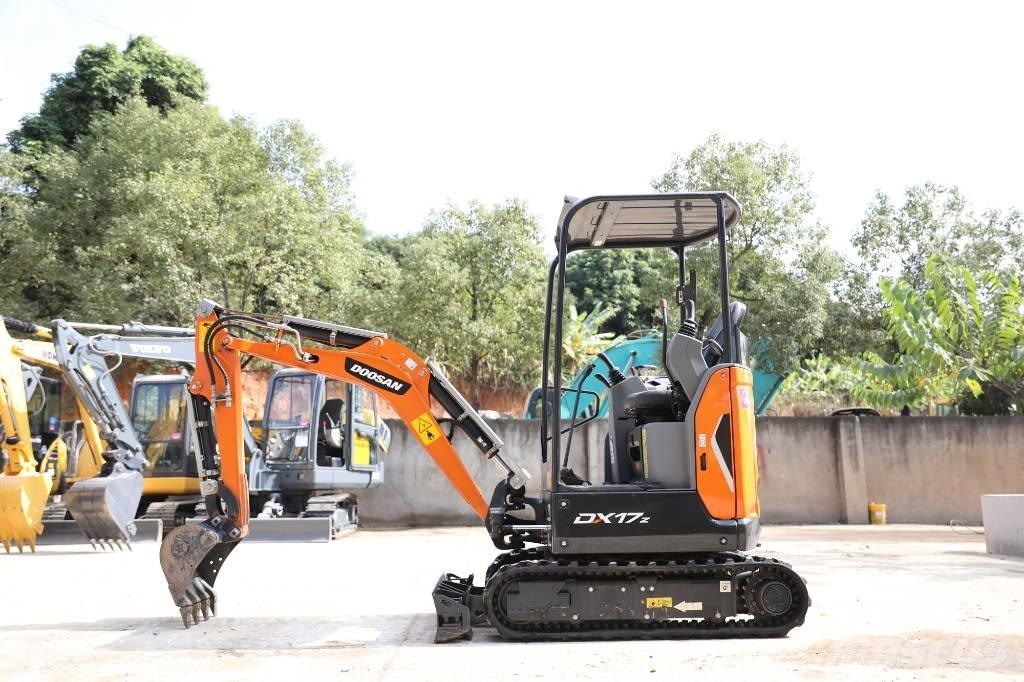 Doosan DX 17 Escavatori cingolati