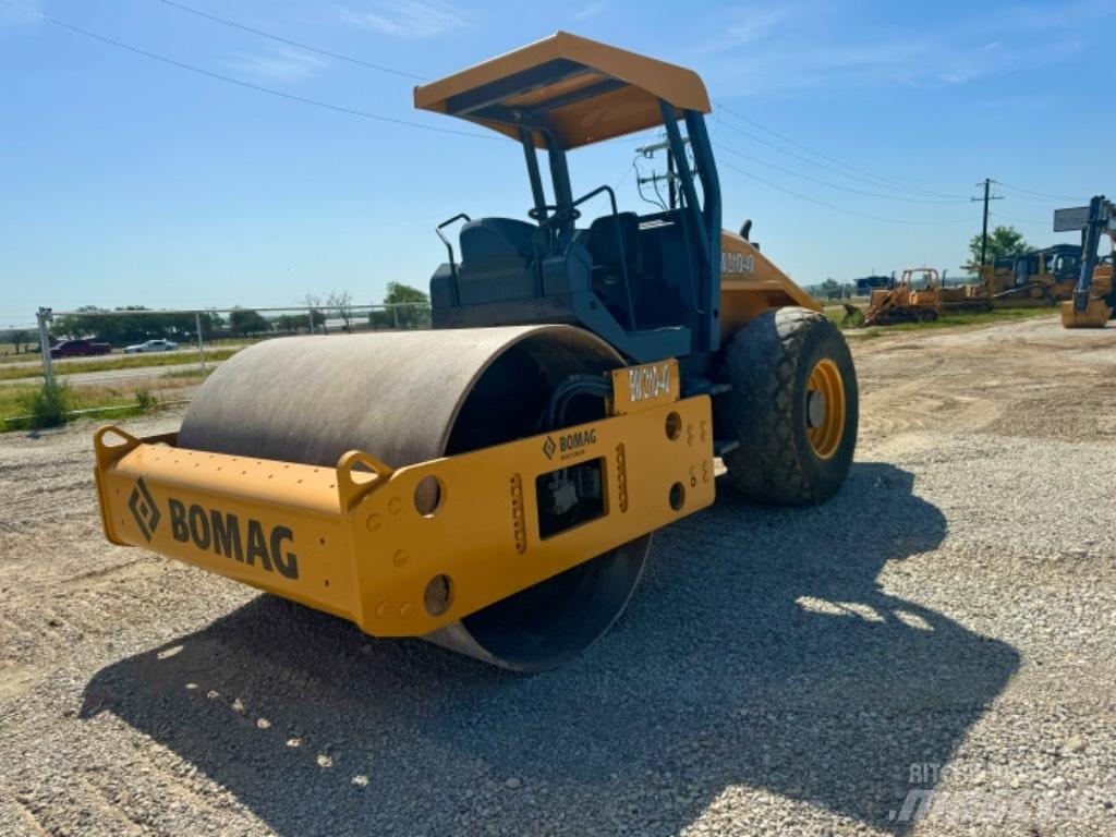 Bomag BW 211 D-40 Rulli Combinati