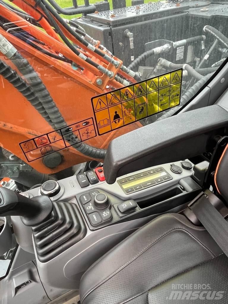 Develon DX140W-7 Escavatori gommati