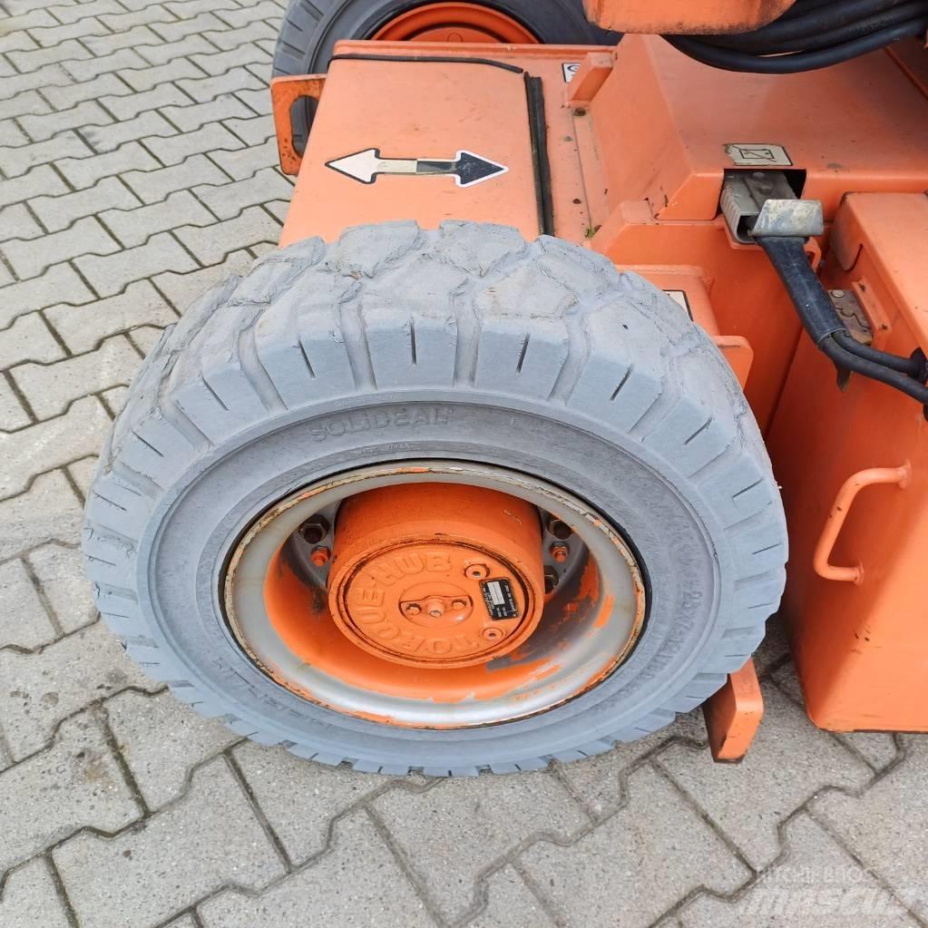 JLG E300AJP Piattaforme a braccio articolato