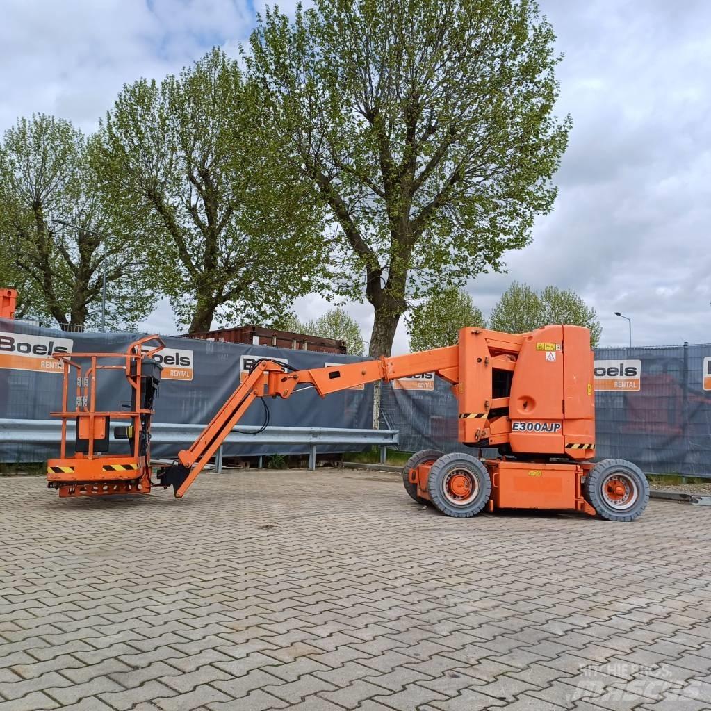 JLG E300AJP Piattaforme a braccio articolato