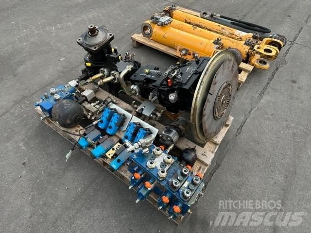 Liebherr L 538 Componenti idrauliche