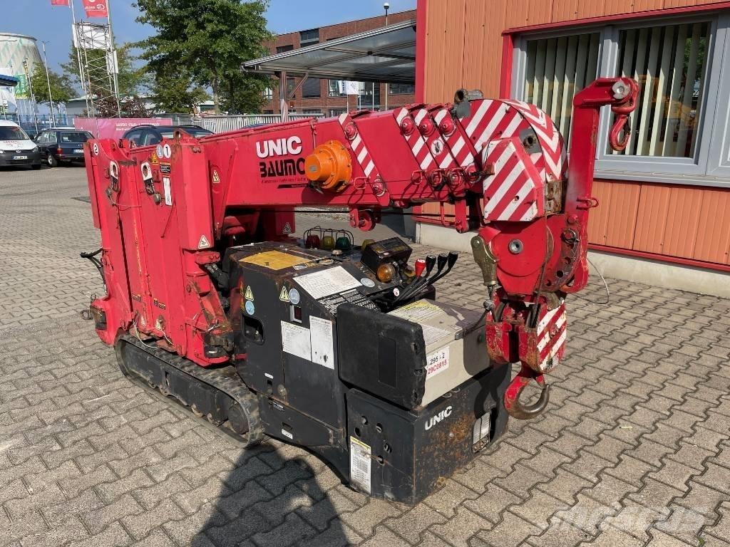 Unic URW-295 Mini gru