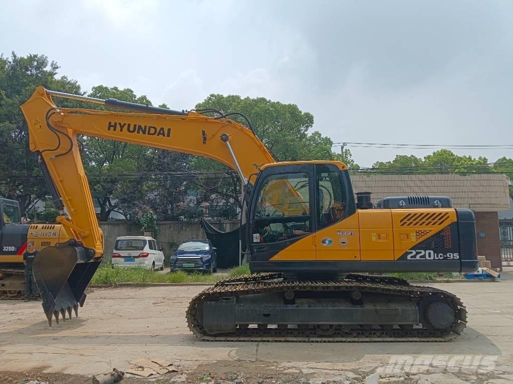 Hyundai R220LC-9S Escavatori cingolati