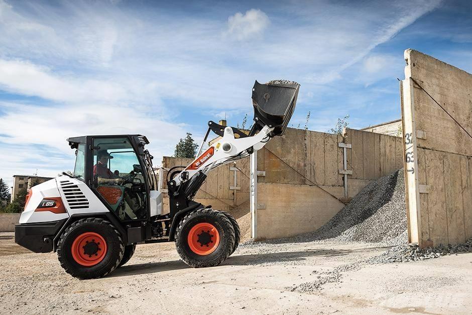 Bobcat L 85 Pale frontali e scavatori
