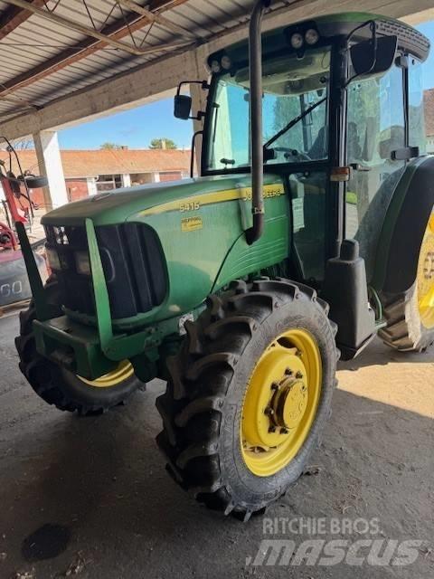 John Deere 5415 Trattori