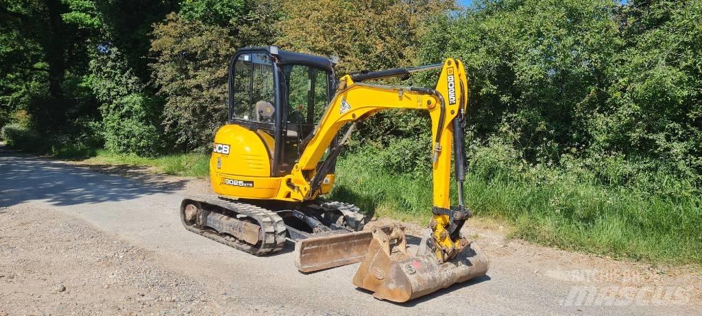 JCB 8025 Mini Digger Miniescavatori