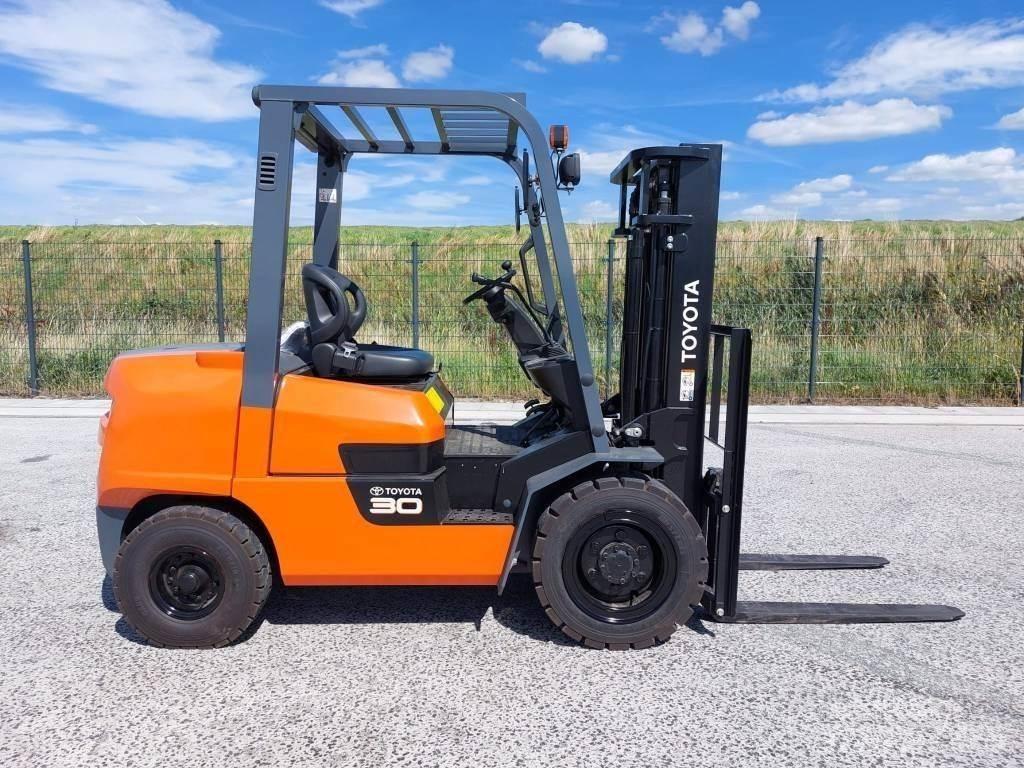 Toyota FDZN30 Carrelli elevatori diesel
