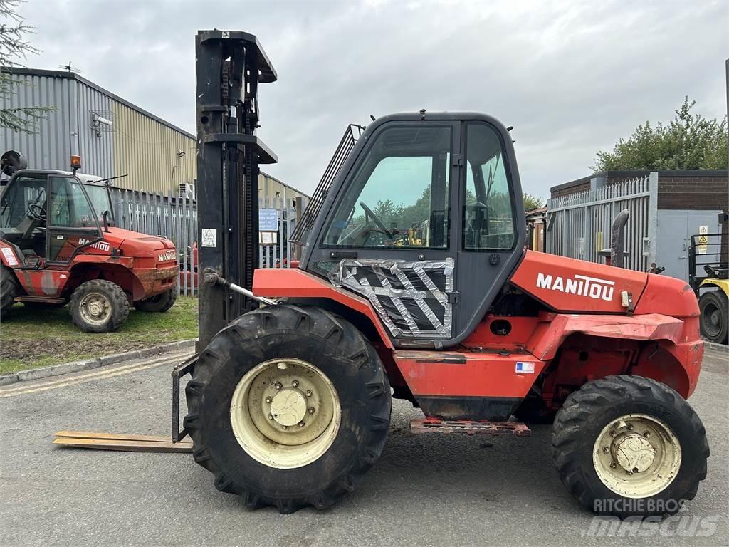 Manitou M26-4 Elevatore per esterni
