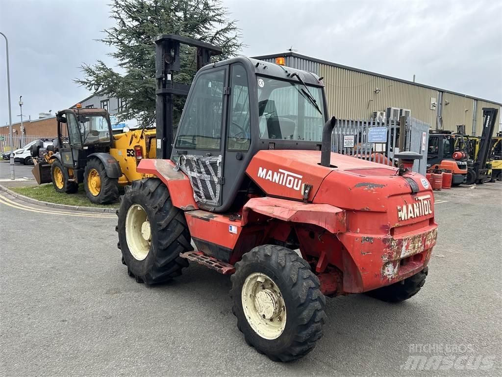 Manitou M26-4 Elevatore per esterni