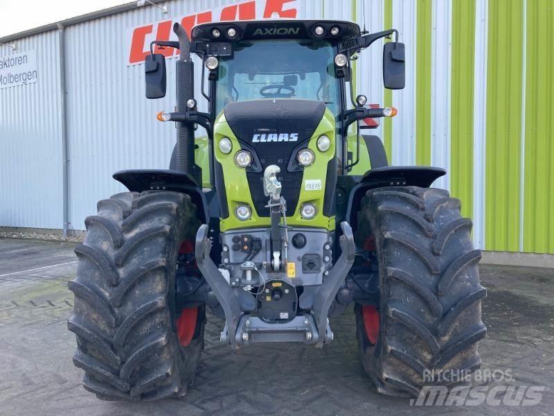 CLAAS AXION 850 Trattori