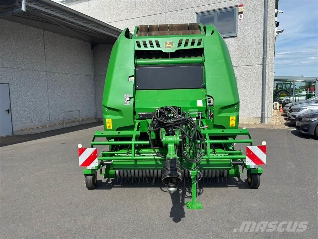John Deere V451M Rotopresse