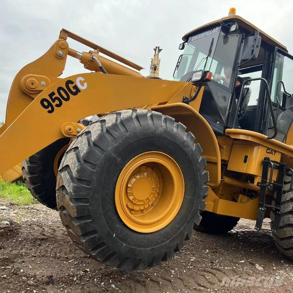 CAT 950 G Pale gommate