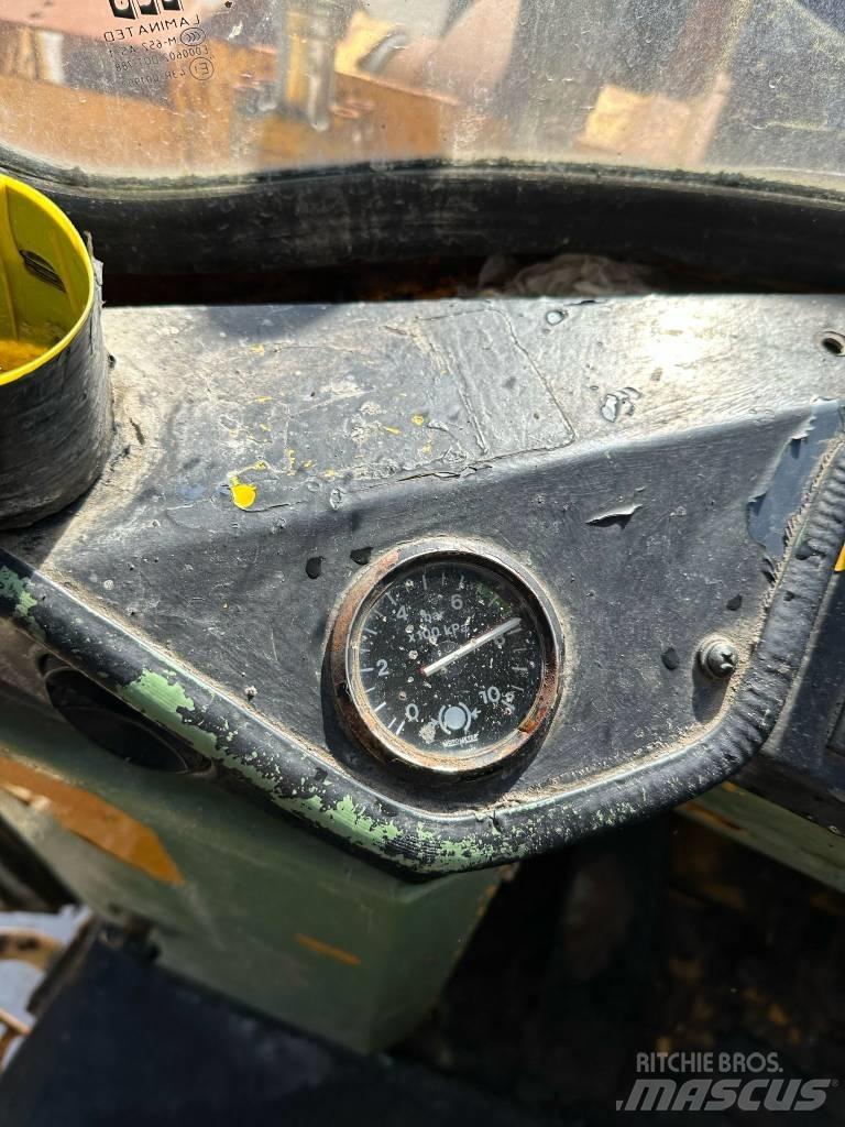 Volvo L160 Pale gommate