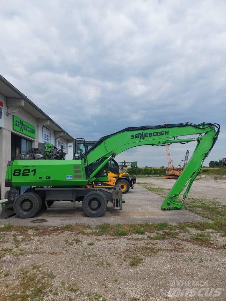 Sennebogen 821 M Movimentazione rifiuti
