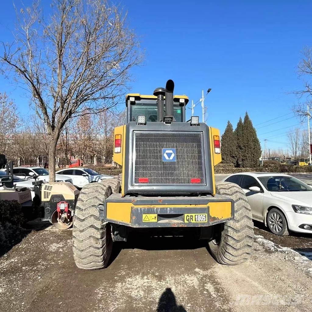 XCMG GR1805 Dozer gommati