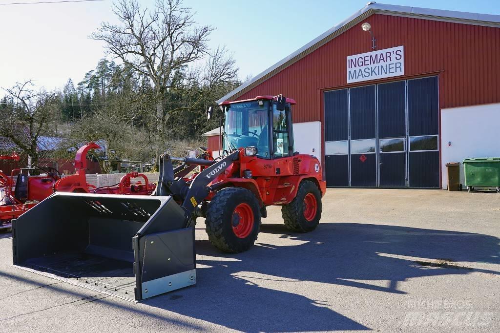 Volvo L 35 G Pale gommate