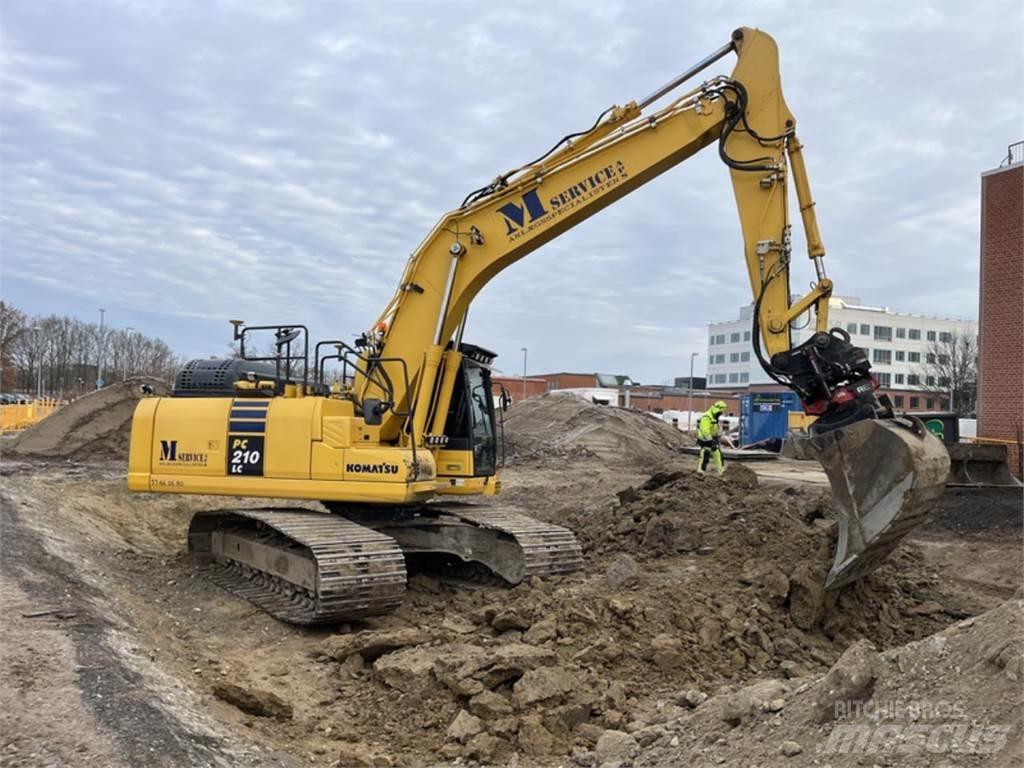 Komatsu PC210LC-11 Escavatori cingolati