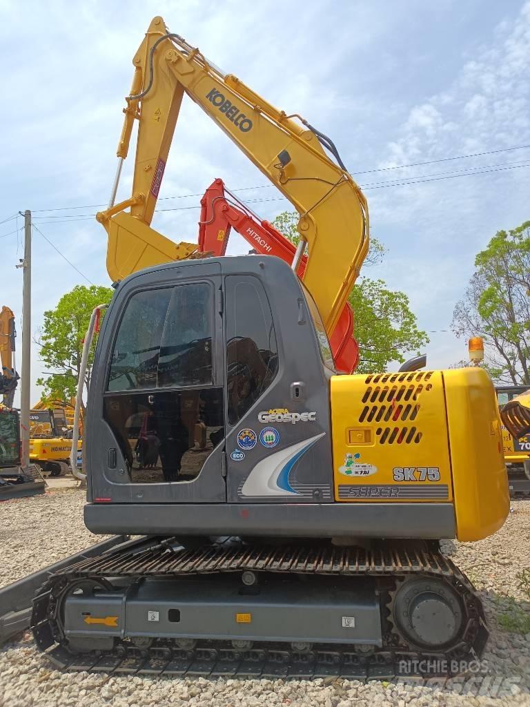 Kobelco SK 75 Miniescavatori