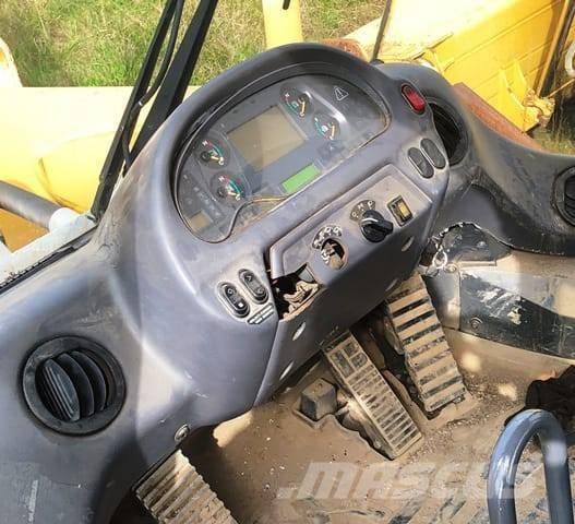 Komatsu WA 600-6 Pale gommate