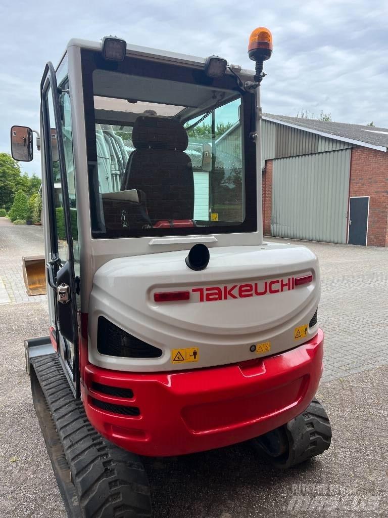 Takeuchi tb235-2 Miniescavatori