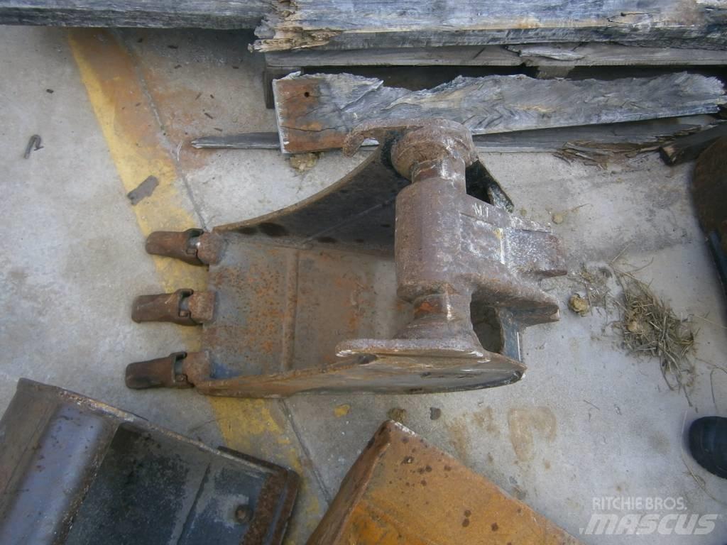 Komatsu PC26MR-3 Miniescavatori