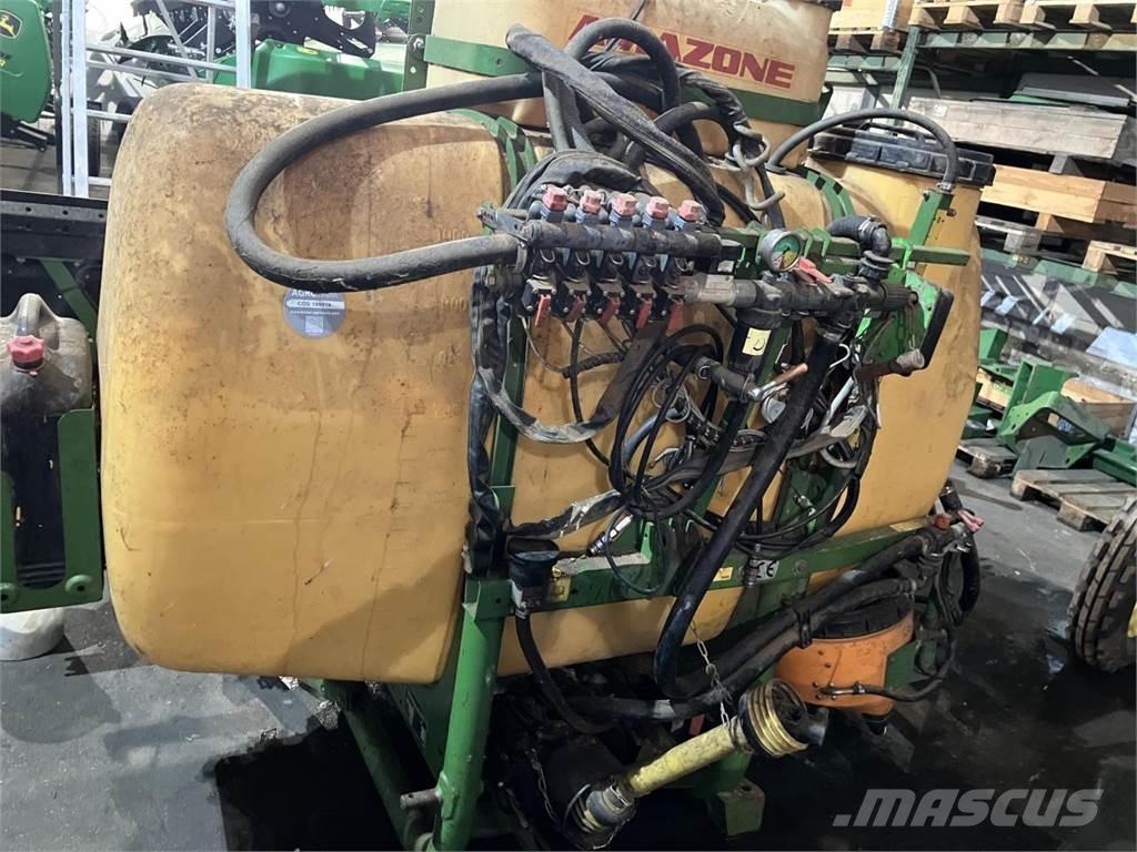 Amazone UF1000 Irroratrici trainate