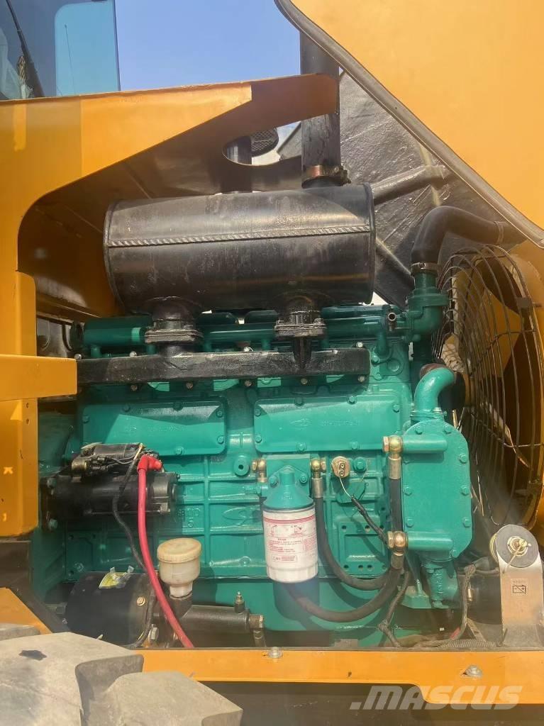 LiuGong CLG 835 Pale gommate